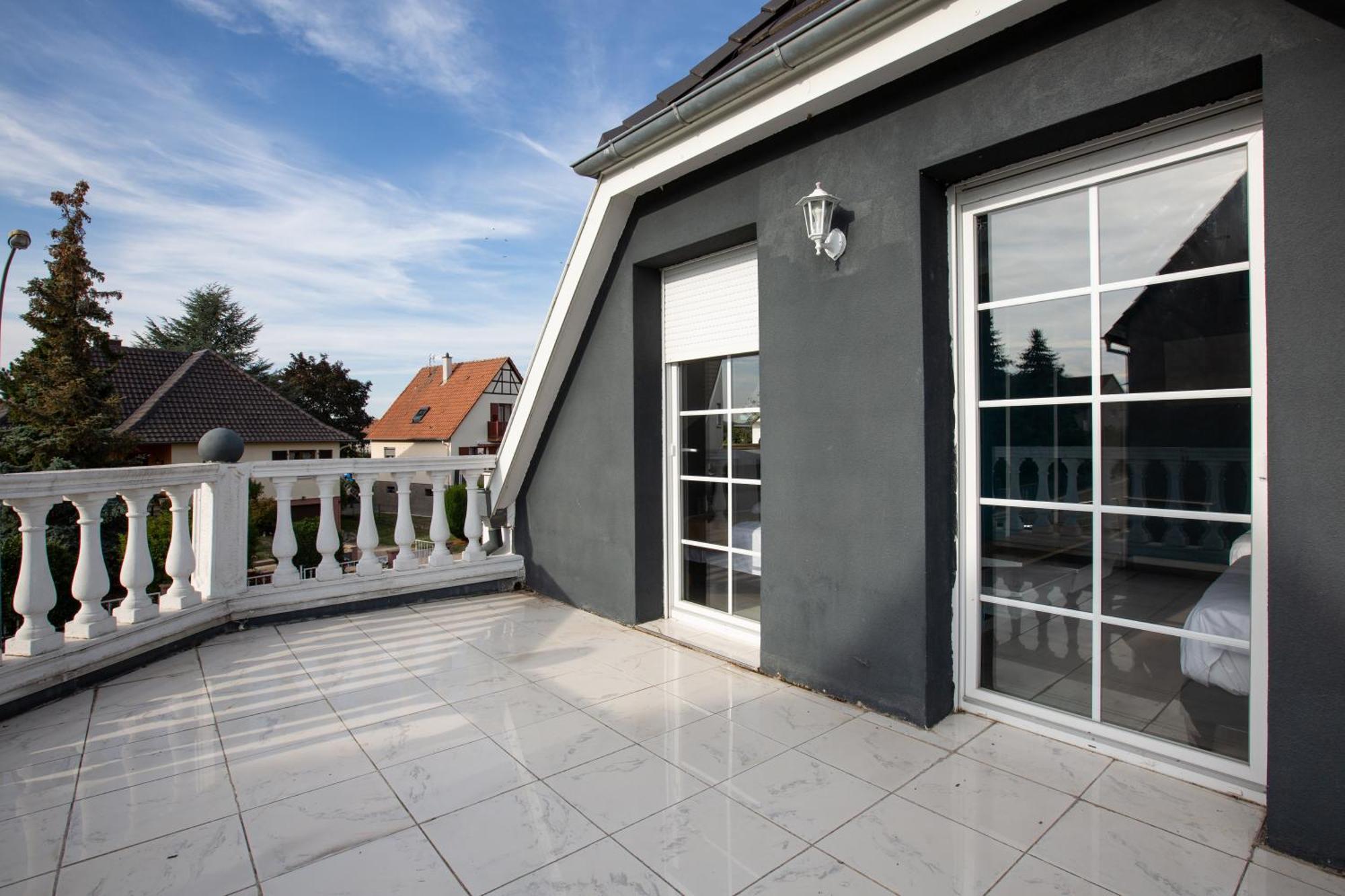 Gites Spa Strasbourg - Villa Ours - Spa Prive, Sauna, Borne D'Arcade, Babyfoot Ittenheim ภายนอก รูปภาพ