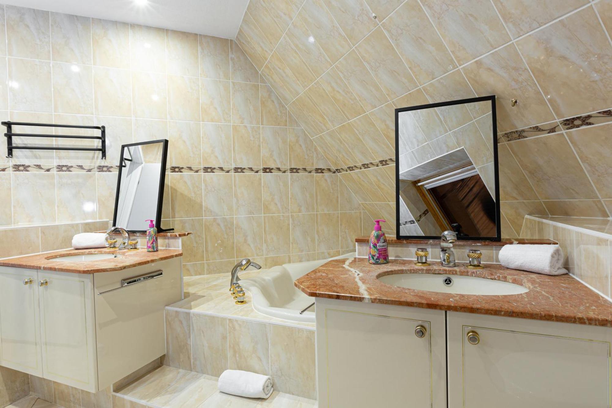 Gites Spa Strasbourg - Villa Ours - Spa Prive, Sauna, Borne D'Arcade, Babyfoot Ittenheim ภายนอก รูปภาพ
