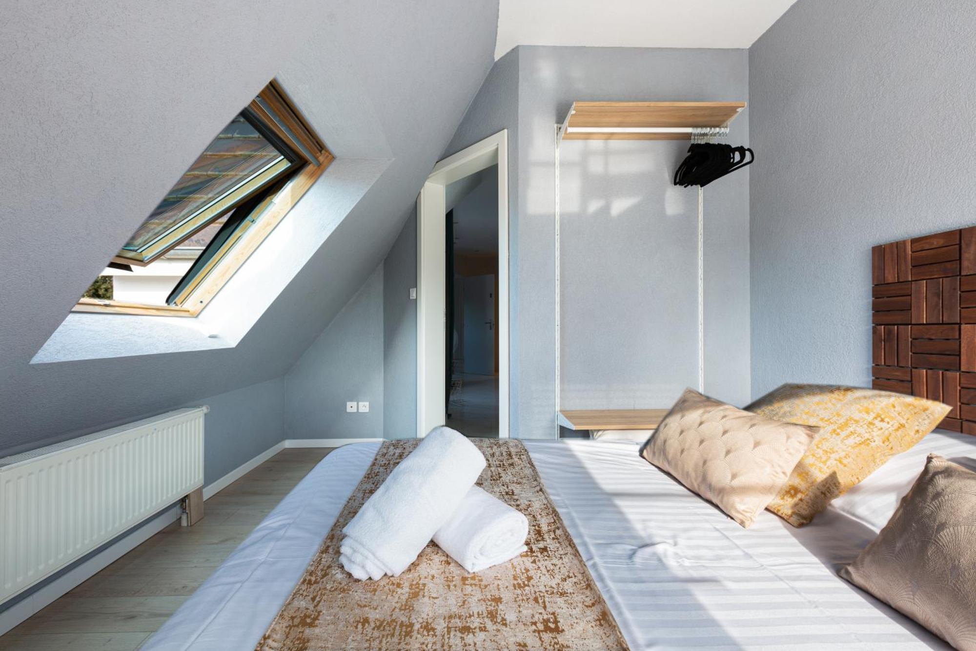 Gites Spa Strasbourg - Villa Ours - Spa Prive, Sauna, Borne D'Arcade, Babyfoot Ittenheim ภายนอก รูปภาพ